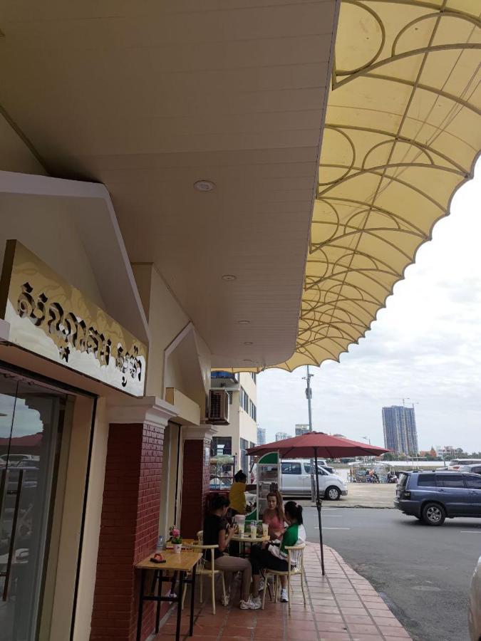 Soma Hotel Phnom Penh Zewnętrze zdjęcie