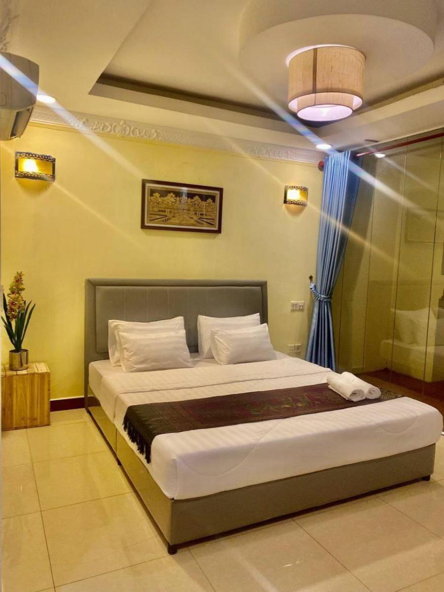 Soma Hotel Phnom Penh Zewnętrze zdjęcie